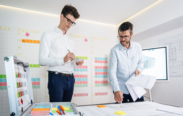 Projektteam bei einer Lean-Construction-Besprechung