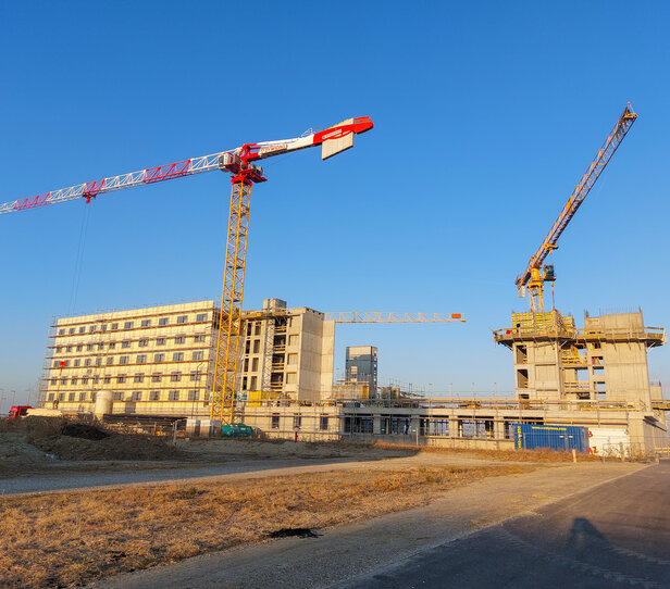 Aufnahme des Flughafen Hotels Schwechat in der Bauphase