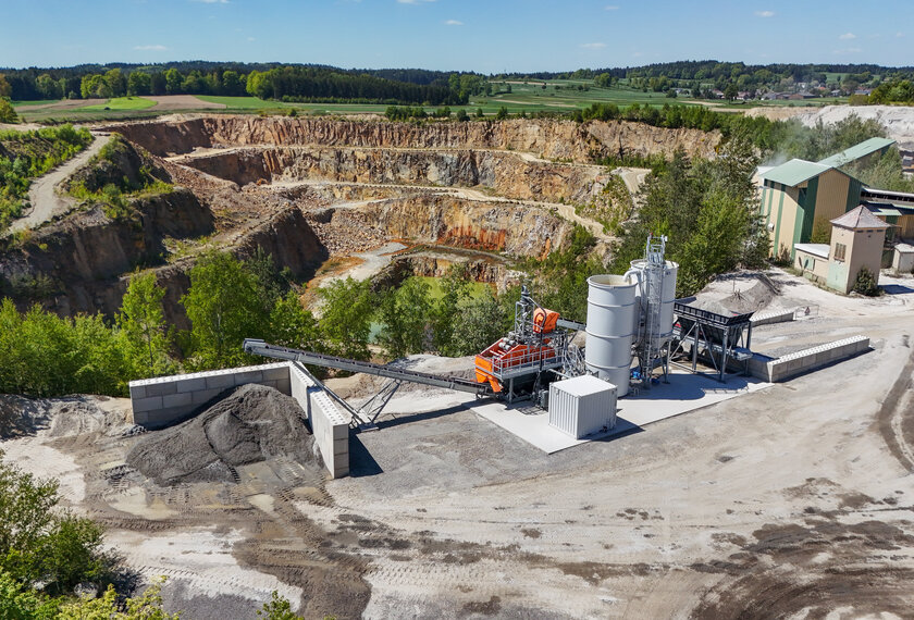 Sandwaschanlage vor dem Steinbruch